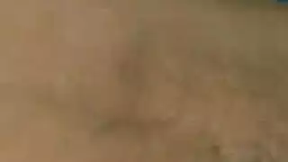 إباحية على الطاولة: الوكيل يخدم فرج عميلته المبلل