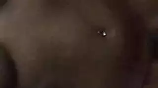 فتاة جامعية مثيرة تحصل على عقاب وتمارس الجنس مع مهبل معلمتها الجائع