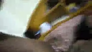 مؤخرة شابة تتعرض للاغتصاب في الشاحنة