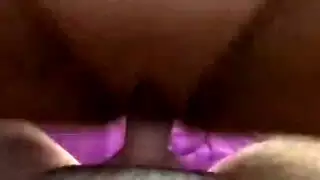 قائدة التشجيع تمص قضيب فريق كرة القدم بأكمله بعد المباراة