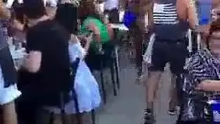 خشب الأبنوس سيدة تدخن، لكنها تريد جيمي يمارس الجنس مع أدمغتها مرة واحدة على الأقل