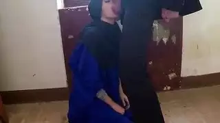 مص قضيب مدفوع نقداً: تنفيذية عربية في فعل بورنو صعب