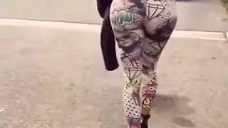 نجمة إباحية تركية تستمتع بالجنس الشرجي العنيف من الخلف