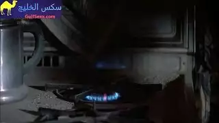 كلاسيكيات بورنو: كيلي لينش تمارس الجنس تحت المطر الدافئ