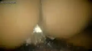 الممثلة العربية حنان ترك تكشف كسها المبلول