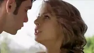 خيال الإيلاج المزدوج مع سوميا وامرأة أكبر سناً