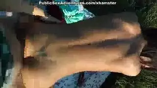 فتاة سوداء موشومة تطالب بجنس إباحي قاس